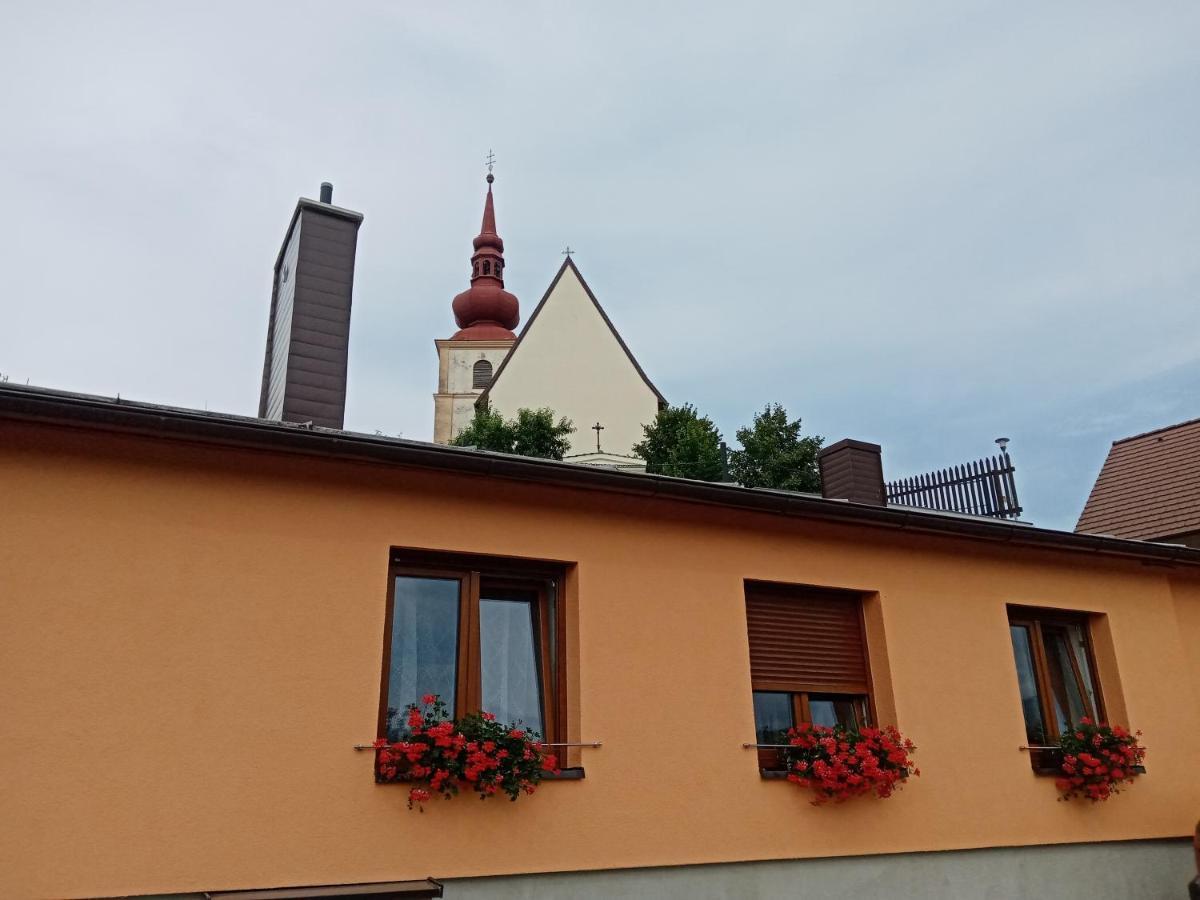 Apartman Pod Kostelem Strazov Экстерьер фото